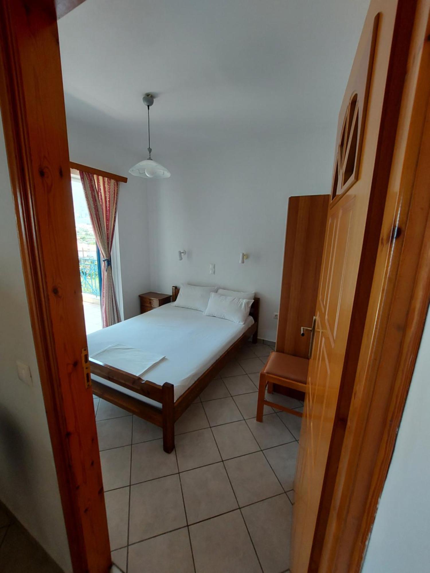 Matina Studios - Tyros Habitación foto